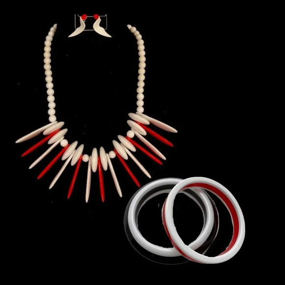Retro Mod Necklace and Bangle Earring Set - Picture 1 of 7